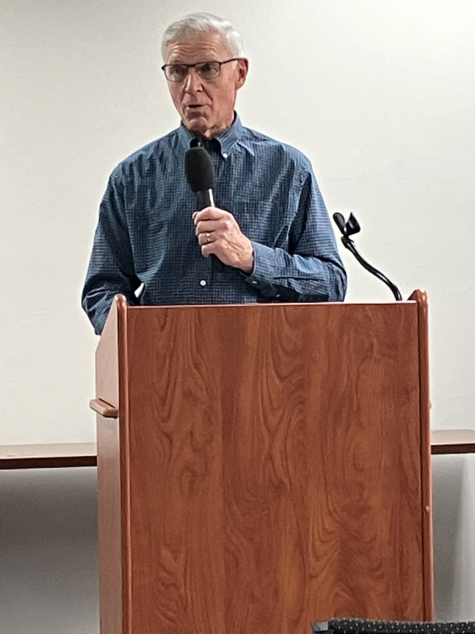 Larry Cole moderated the Fox Valley Initiative's Listening Session on April 3, 2023.