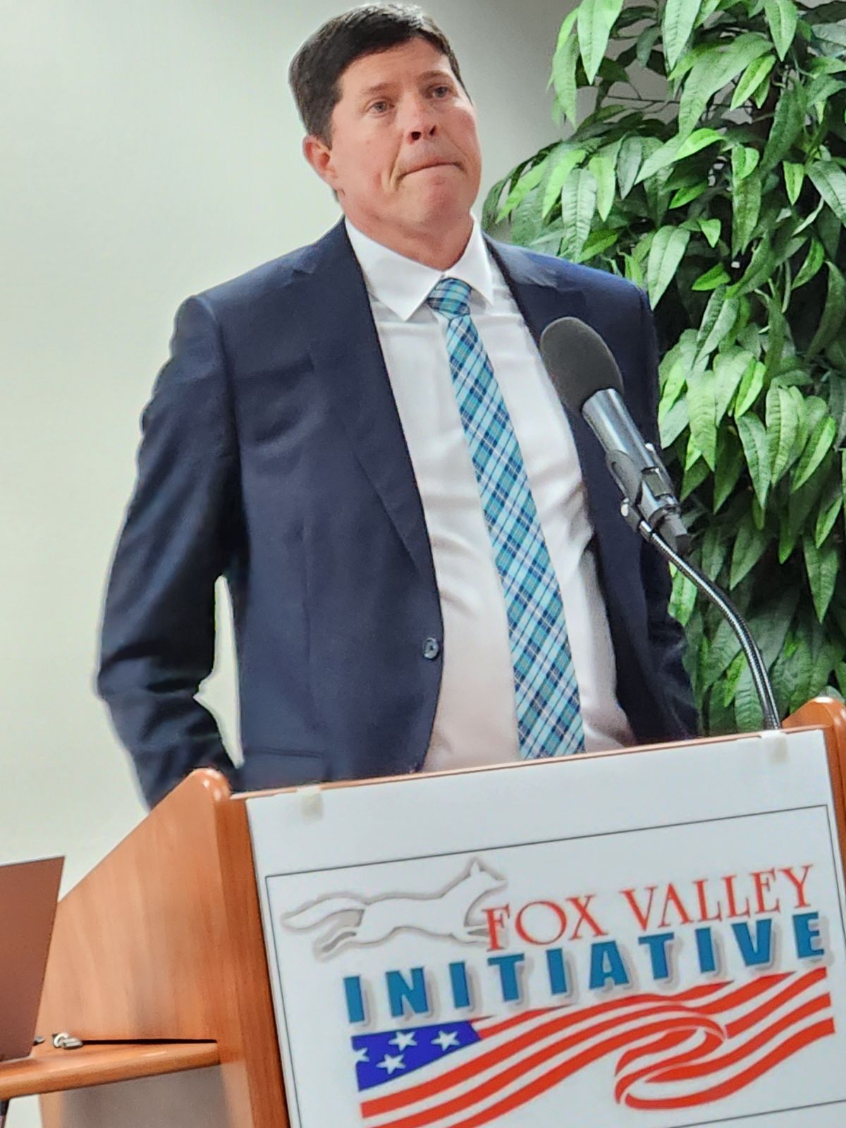 Greg Hartjes, superintendent of the Appleton Area School District, addressed a meeting of Fox Valley Initiative on April 1.